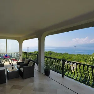 Vrata Jadrana 1 Apartament