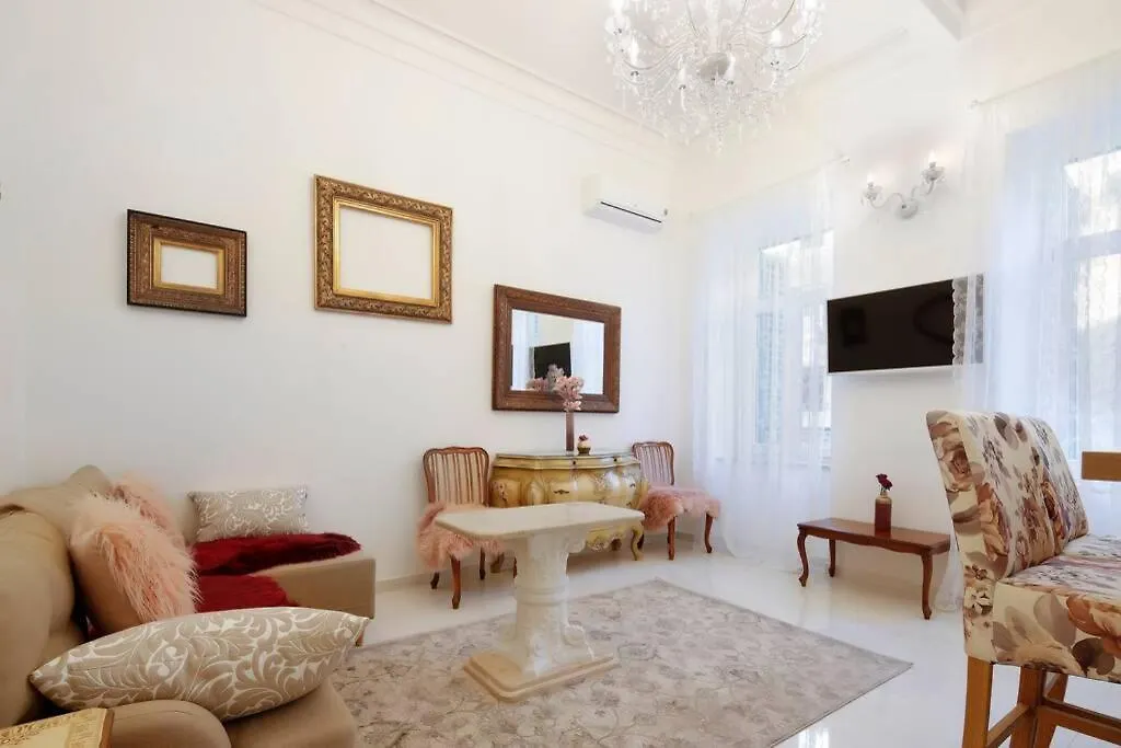 Chrystal Apps Integral Apartment Rijeka 0*,
