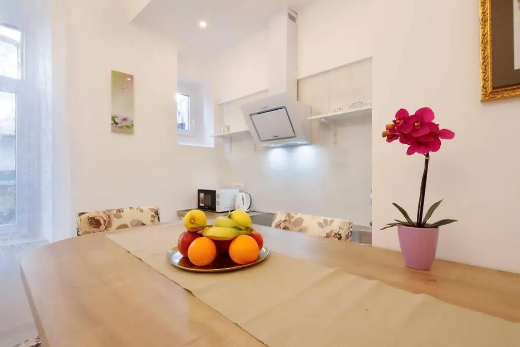 Chrystal Apps Integral Apartment Rijeka