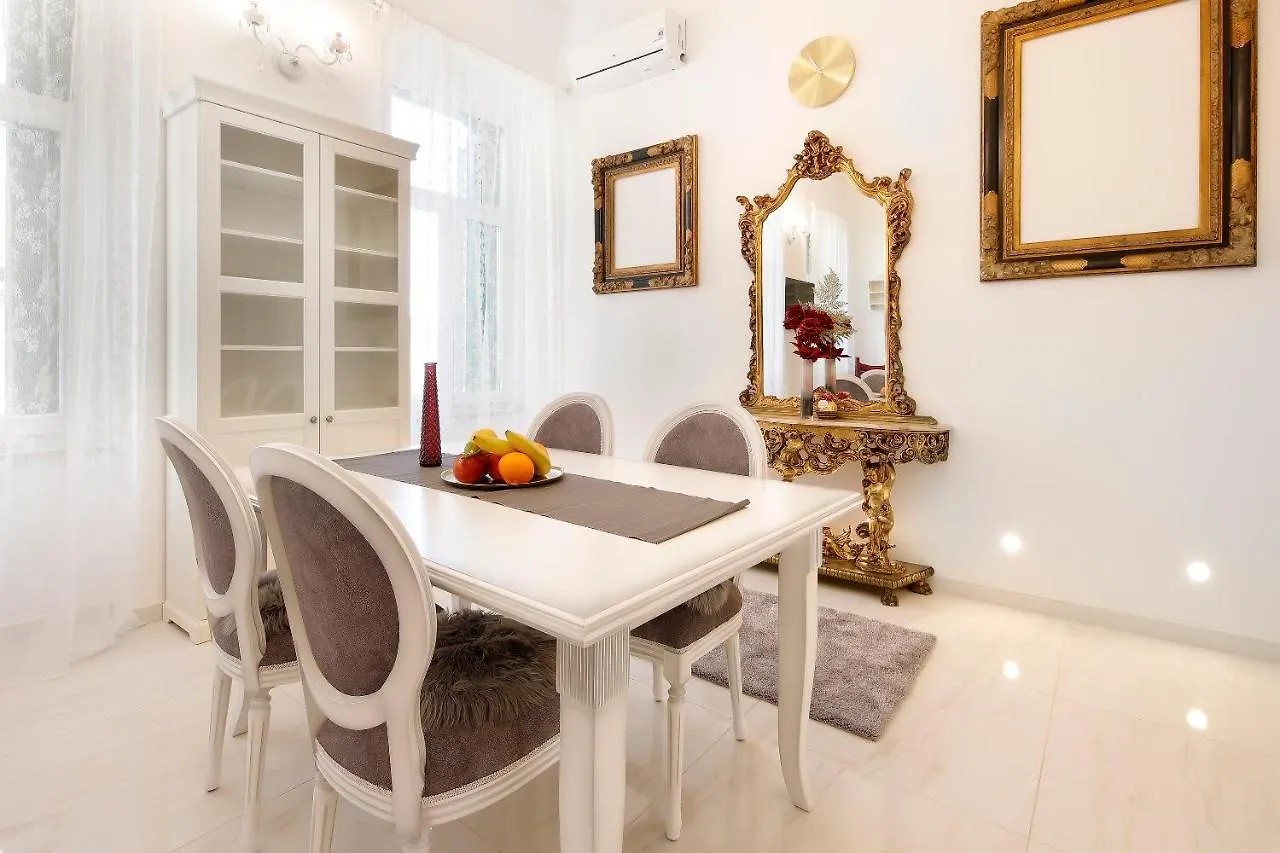 Chrystal Apps Integral Apartment Rijeka 0*,  Croatia